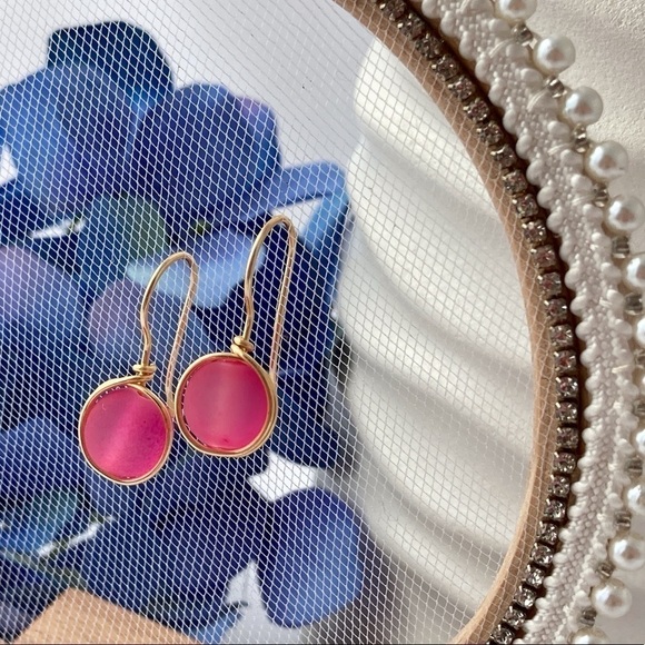 PINK & Gold Minimalist Wire Wrapped Earrings - Picture 4 of 13